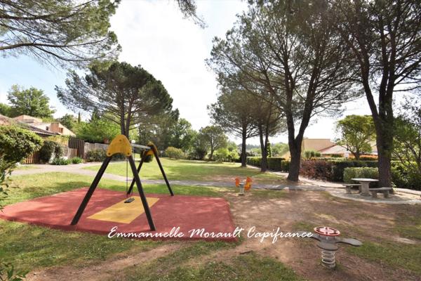 Mazet à vendre 1 pièce avec mezzanine à BAGNOLS EN FORET (83)