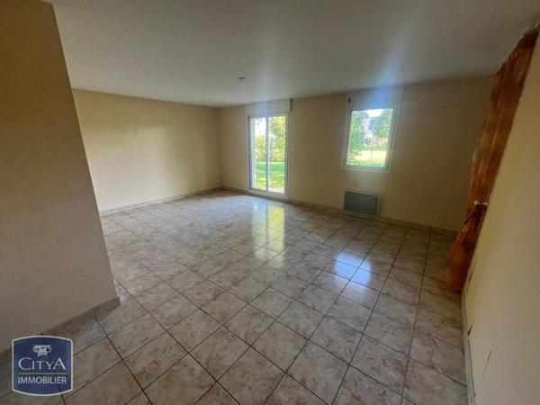 Appartement à louer 4 pièces 65m²