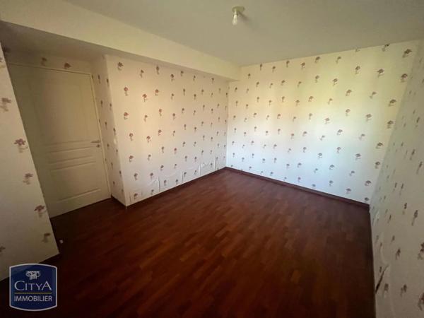 Appartement à louer 4 pièces 65m²