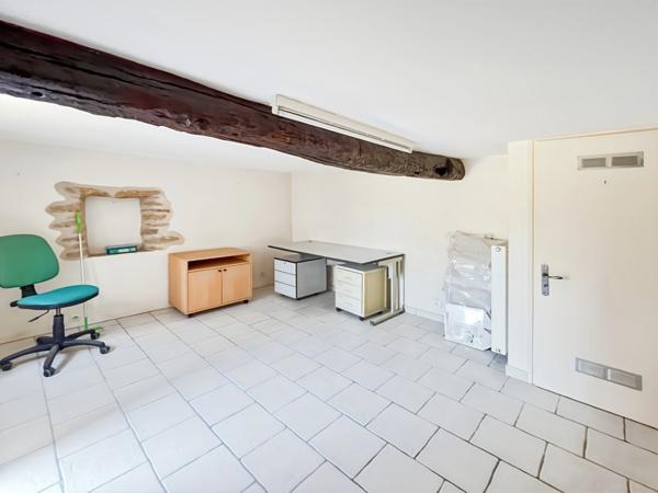 Maison à vendre 4 pièces + Dépendance - Entre ST GENGOUX LE NATIONAL et CLUNY (71) - Terrain de 600 m²