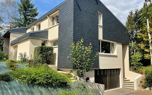 Maison à vendre    5 pièces •  Montmerrei