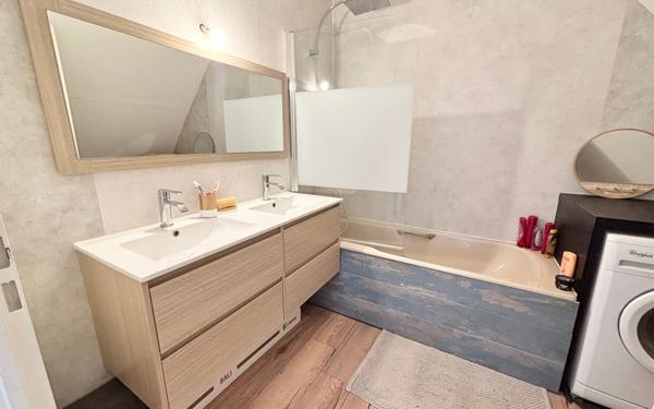 Appartement à vendre    4 pièces • 78,98 m2 Guérande