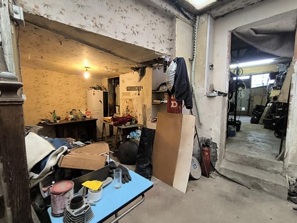 Charly-sur-Marne (02310) Maison de ville 10 pièces