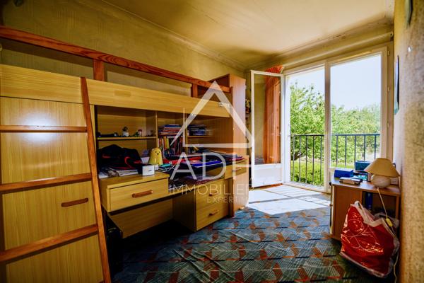 A VENDRE A JOUARS PONTCHARTRAIN Maison 6 pièces / 4 chambres - 116,60m2