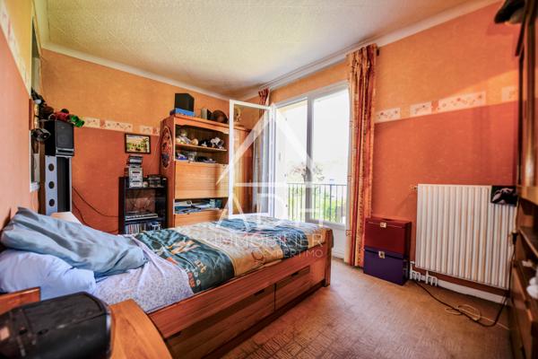 A VENDRE A JOUARS PONTCHARTRAIN Maison 6 pièces / 4 chambres - 116,60m2