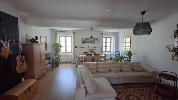 CENTRE VILLE DUPLEX CLIMATISE GARAGE TERRASSE