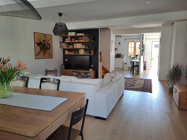 CENTRE VILLE DUPLEX CLIMATISE GARAGE TERRASSE