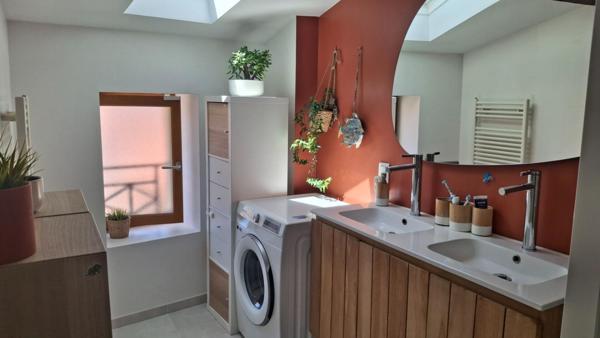 CENTRE VILLE DUPLEX CLIMATISE GARAGE TERRASSE