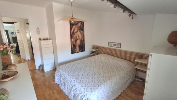 CENTRE VILLE DUPLEX CLIMATISE GARAGE TERRASSE