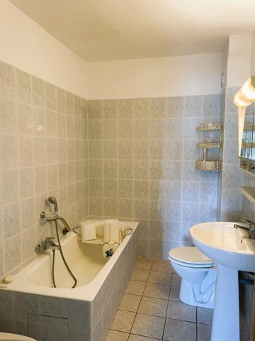 À vendre - Maison ancienne, 3 pièces située à Aups (83630)