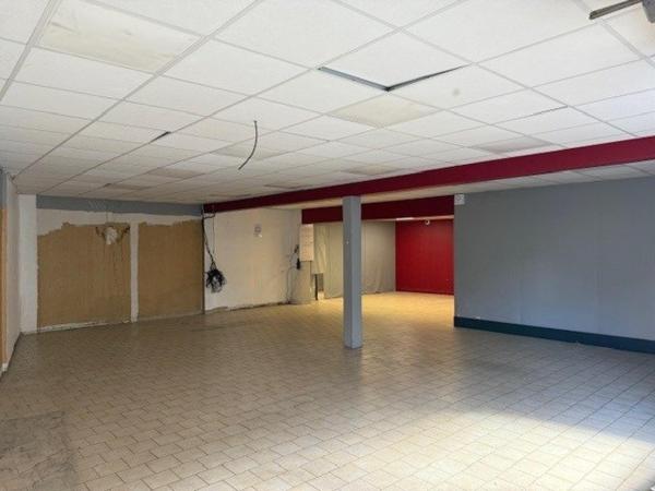 LOCAL COMMERCIAL DISPONIBLE