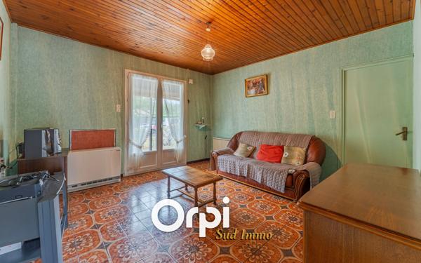 Maison à vendre    5 pièces •  Rochemaure
