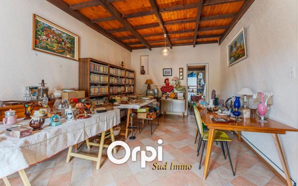 Maison à vendre    5 pièces •  Rochemaure