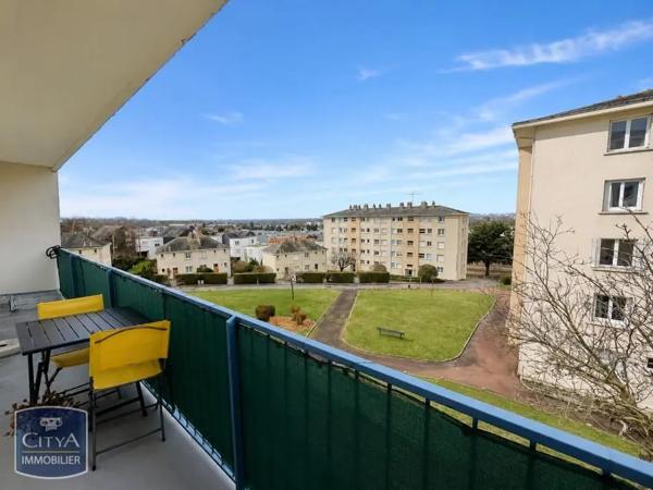 Appartement à louer 3 pièces 67.06m² Saumur (49400)