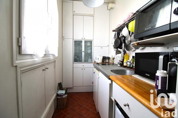 Appartement 1 pièce de 24 m² à Paris (75015)