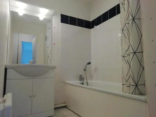 Appartement à louer 2 pièces 47.67m²