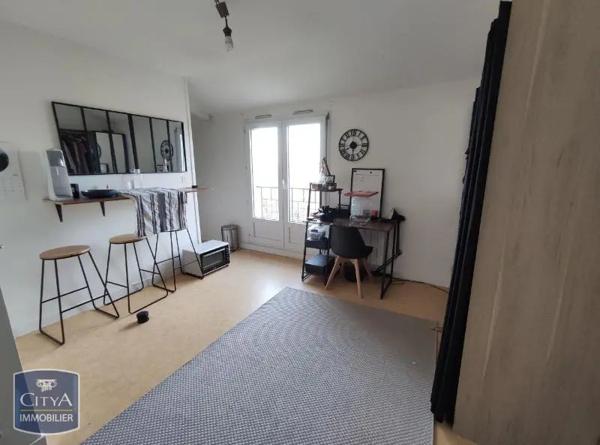 Appartement à louer 1 pièce 24.18m² Poitiers (86000)