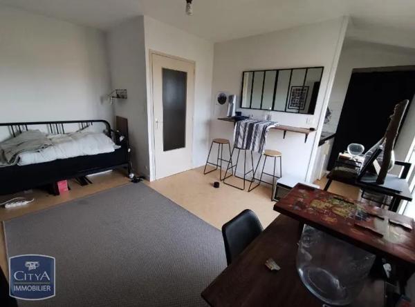 Appartement à louer 1 pièce 24.18m² Poitiers (86000)