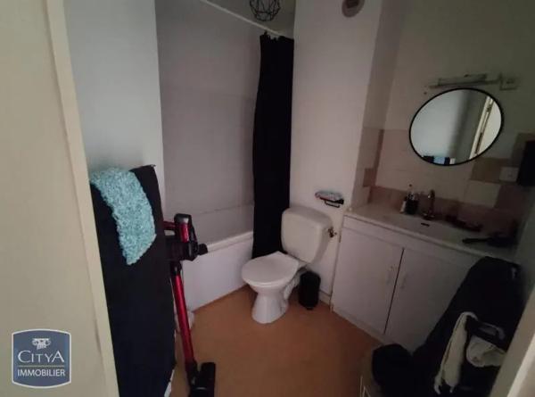 Appartement à louer 1 pièce 24.18m² Poitiers (86000)