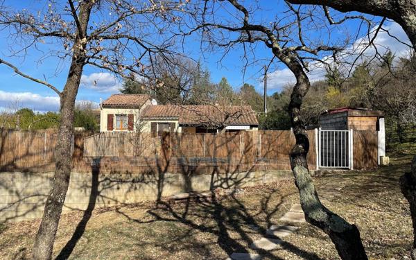 Maison à vendre    4 pièces •  Barjac