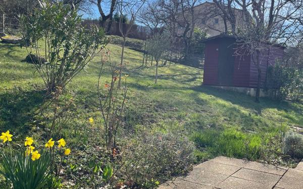 Maison à vendre    4 pièces •  Barjac