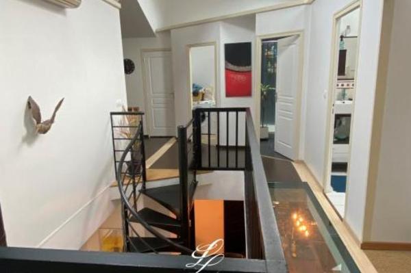 Vente - Appartement 6 pièces 220 m 2 LE MANS (72000)