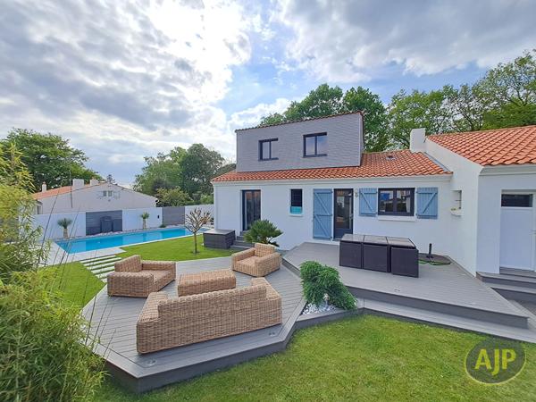 Vente maison La Garnache : 349 500 € - AJP Immobilier Challans