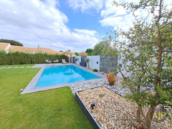 Vente maison La Garnache : 349 500 € - AJP Immobilier Challans