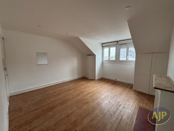 Appartement à louer Angers : 1 pièces, 35m² avec 0 chambre(s) à 580€ - AJP Immobilier Angers