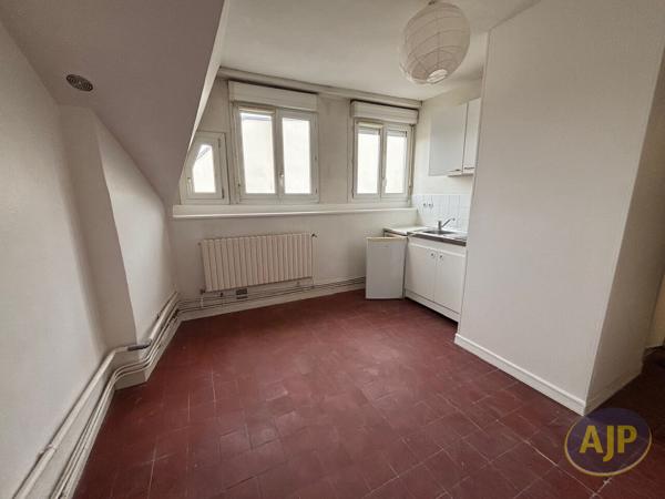 Appartement à louer Angers : 1 pièces, 35m² avec 0 chambre(s) à 580€ - AJP Immobilier Angers