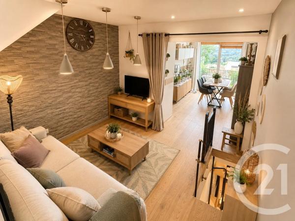 Maison à vendre  4 pièces - 41 m 2   COGOLIN  - 83