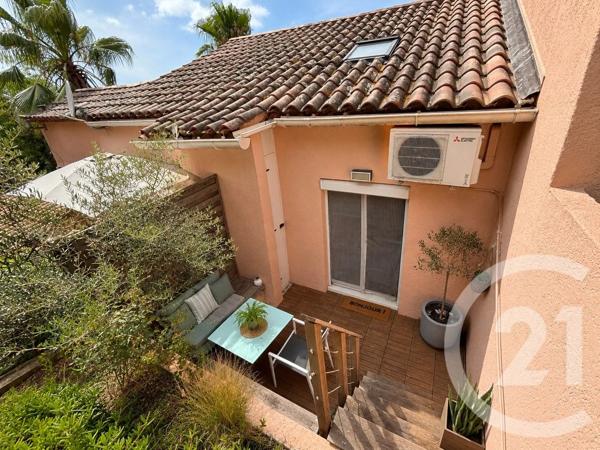 Maison à vendre  4 pièces - 41 m 2   COGOLIN  - 83