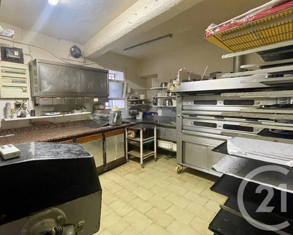 Maison à vendre  7 pièces - 226 m 2   LE LAVANDOU  - 83