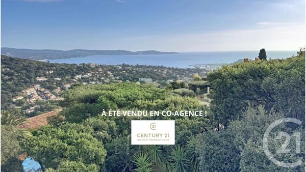 Maison à vendre  7 pièces - 226 m 2   LE LAVANDOU  - 83