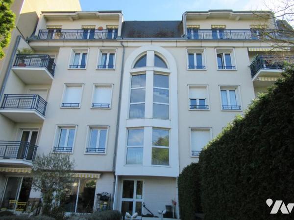 F3 de 73 m² en rez de jardin 