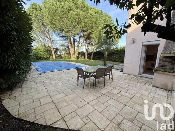 Maison d’architecte 7 pièces de 225 m² à Châtellerault (86100)