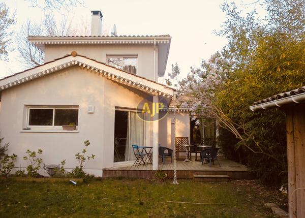 Vente maison Ares : 460 000 € - AJP Immobilier Bordeaux Nansouty