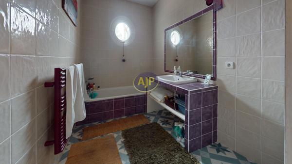 Vente maison Ares : 460 000 € - AJP Immobilier Bordeaux Nansouty