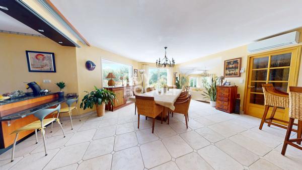 Maison Arcangues 5 pièce(s) 163 m²