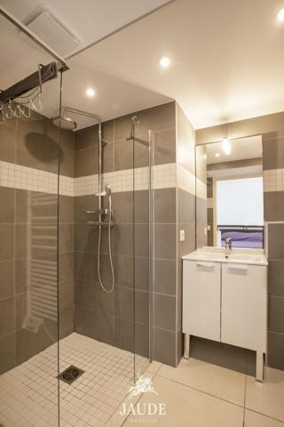 Duplex à Sainte-Maxime avec piscine commune et 2 parkings privés Détails des diagnostics énergétiques