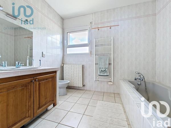 Maison à vendre 6 pièces 200 m² Cahors