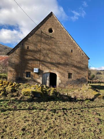 bâtisse en pierre de 288m²