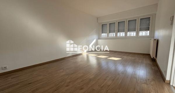 À vendre Appartement 4 pièces 90 m² - ÉVry-courcouronnes 91000