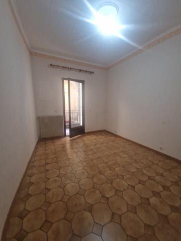 À Vendre - Appartement T3 Traversant à Béziers