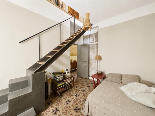 Maison
         5 pièces
        - 85 m² 395 000 € *