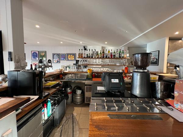 Local commercial à vendre |  Villeneuve-Loubet |  |