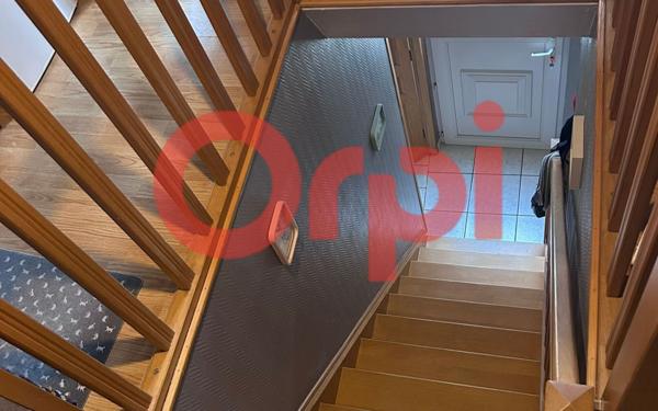 Appartement à louer    1 pièce •  Roye