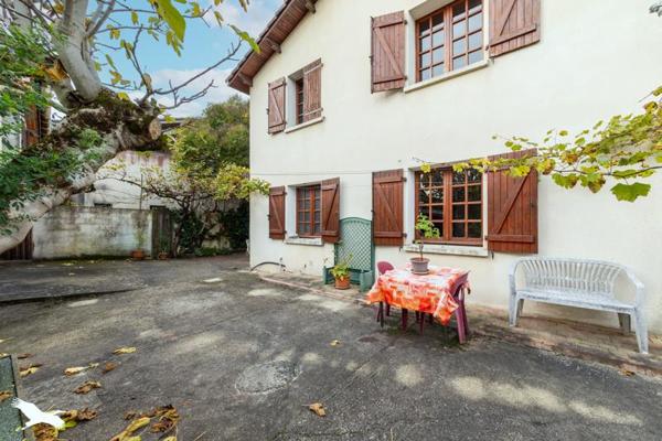 Maison à vendre |  Foulayronnes |  7 pièces | 179 m²