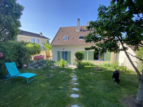 Maison traditionnelle Montfermeil 147 m²