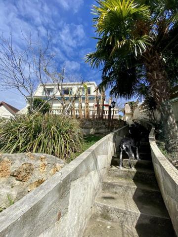 Maison traditionnelle Montfermeil 147 m²